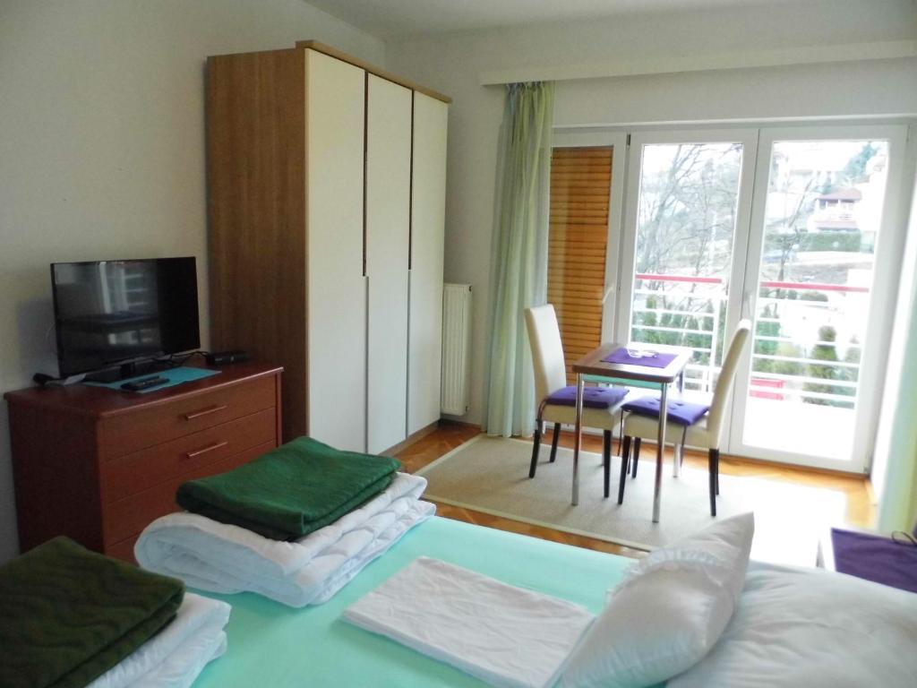 Apartments And Rooms Trsje Zagreb Exterior foto