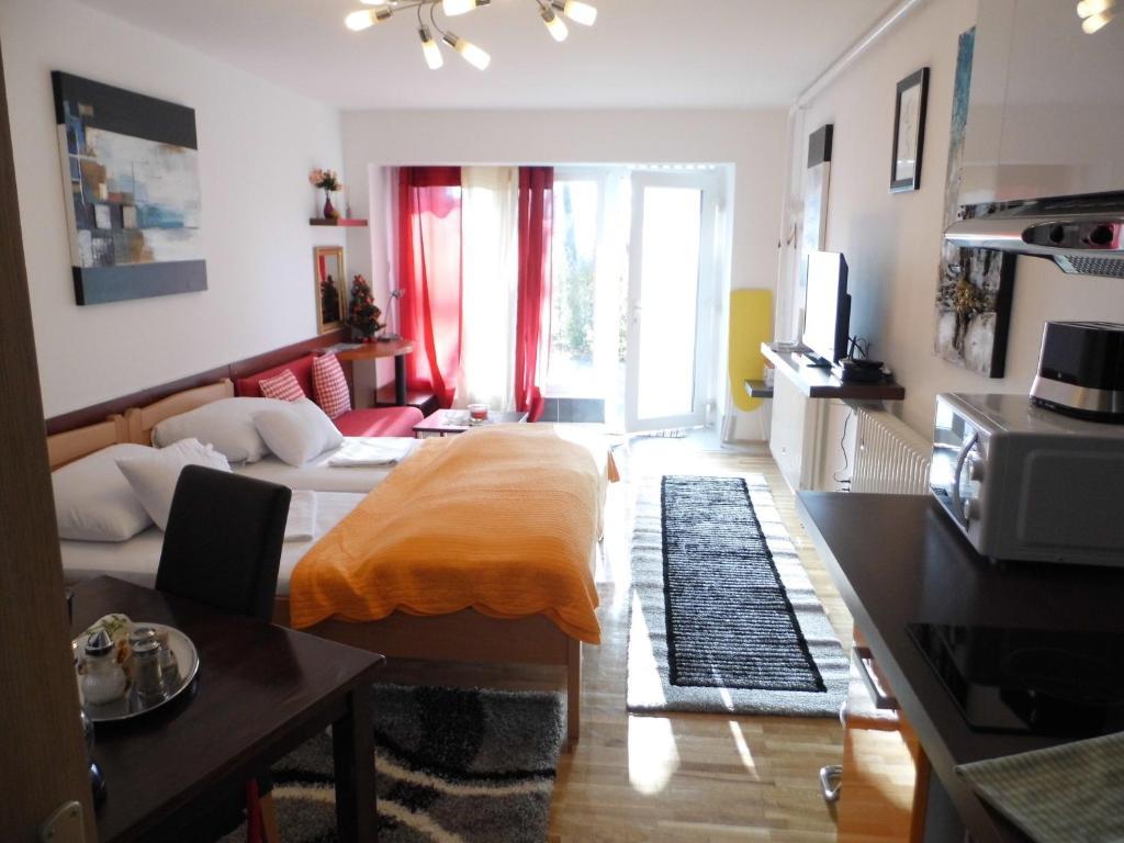 Apartments And Rooms Trsje Zagreb Exterior foto